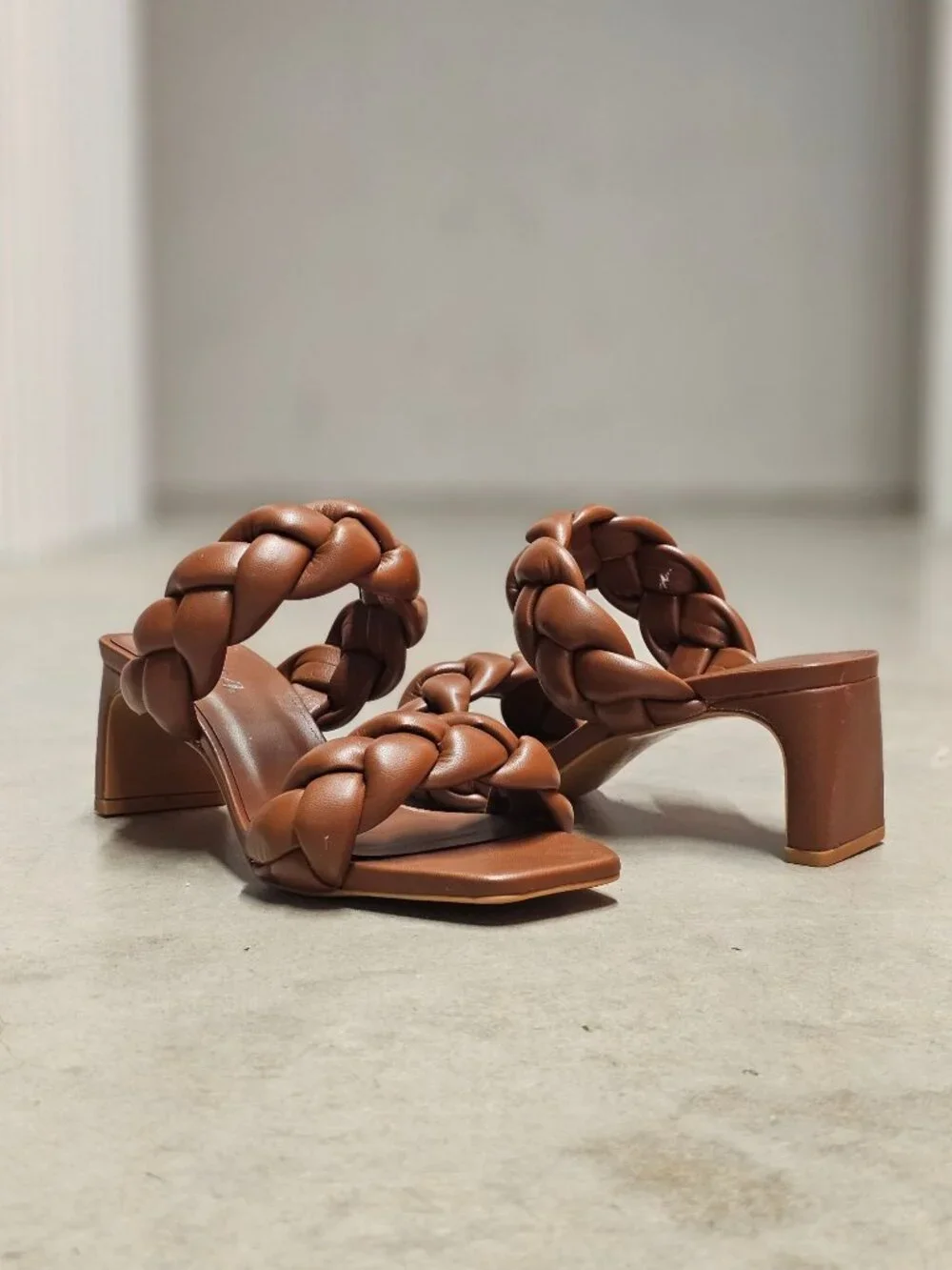 Braided Brown Block Heel Sandals With Square Toe Womens Stylish Open-Toe Slip-On - Picture 9 of 12
